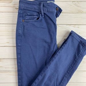 Skinny colored denim
